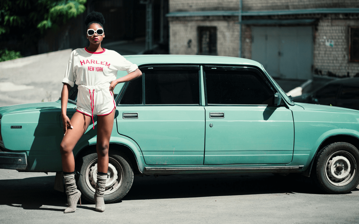 The Return of Vintage Fashion: Why Old is the New New